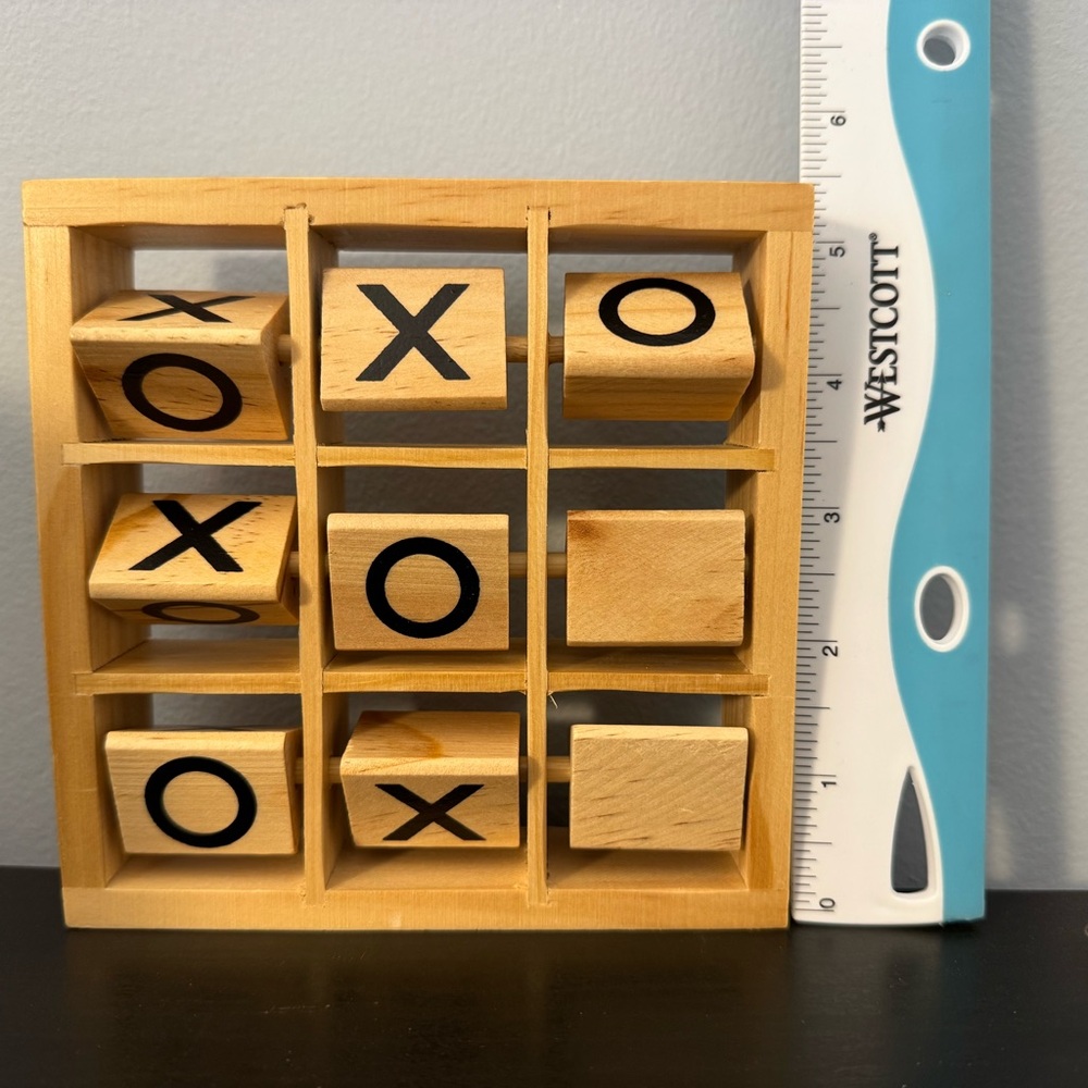 Wooden Tic Tac Toe Game (new in box) rustic decorative decor - Picture 7 of 8
